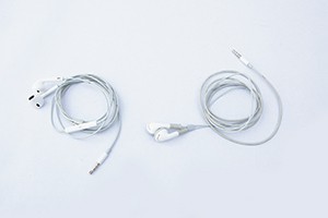 wiyb-jr-post-earbuds